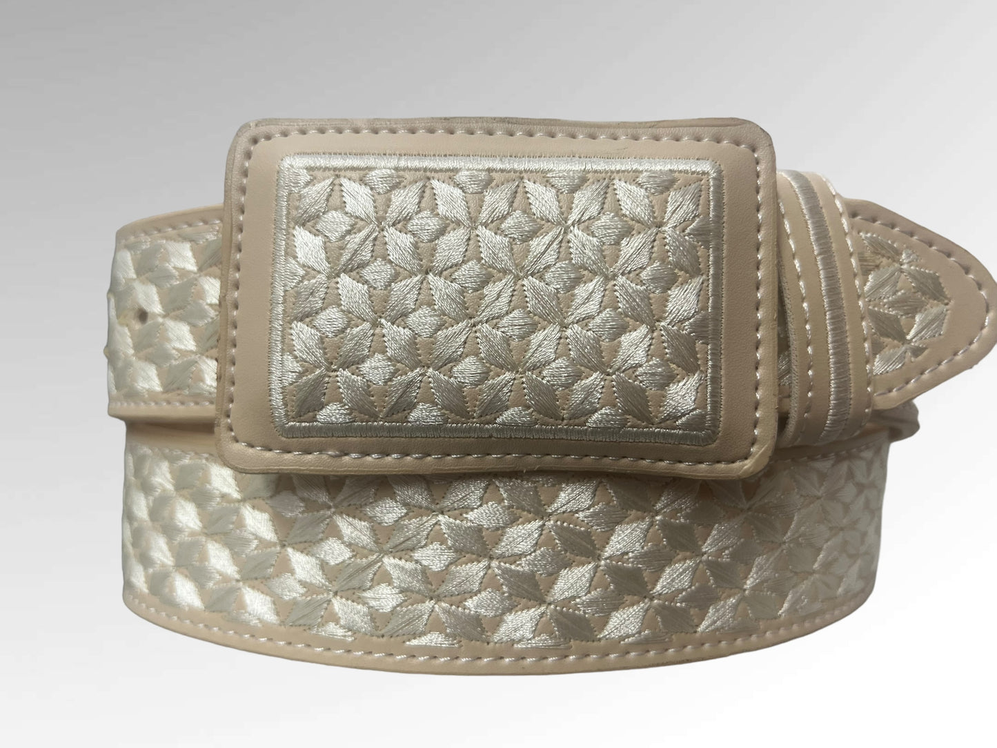 Cinto Bordado/Embroidered Belt