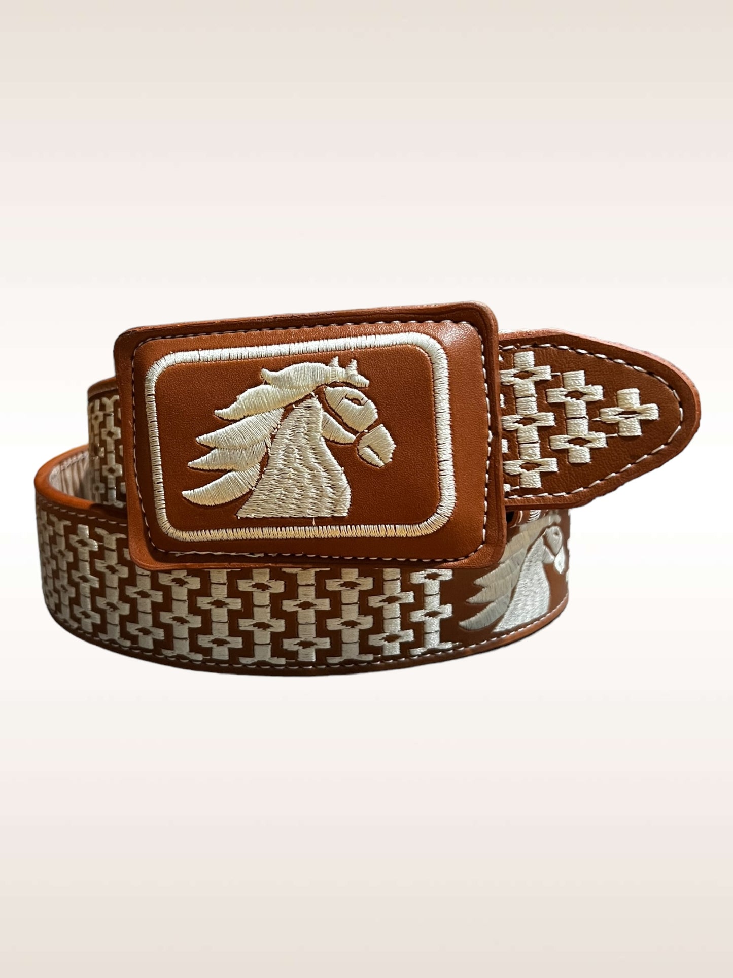 Cinto Bordado/Embroidered Belt