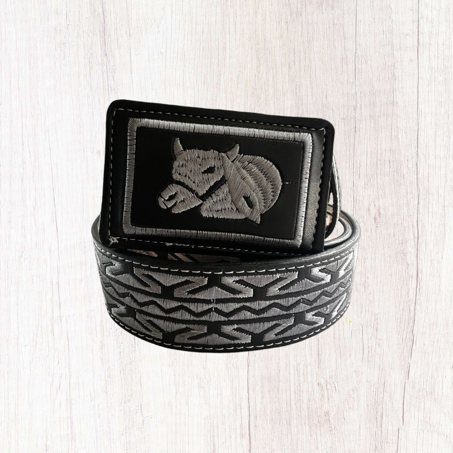 Cintó Bordado/Embroidered Belt