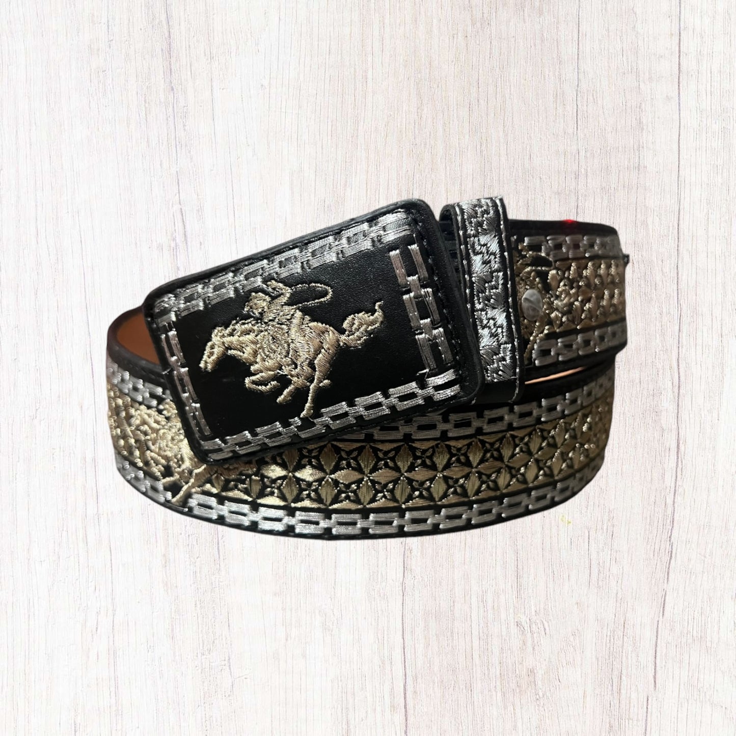 Cintó Bordado/Embroidered Belt